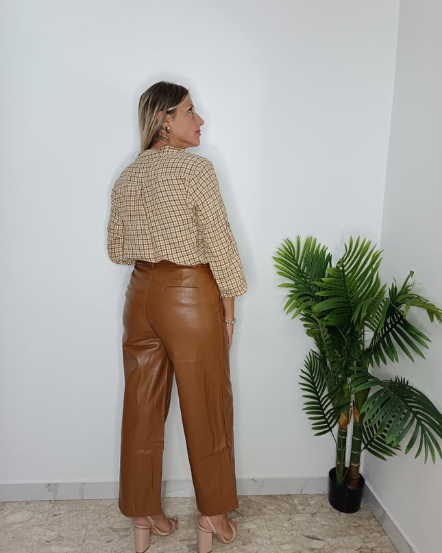 PANTALONI OCRA IN SIMILPELLE