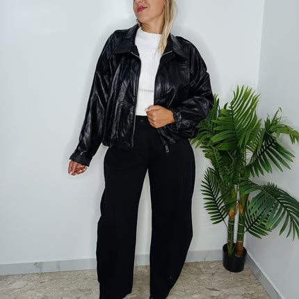 GIACCA OVERSIZE IN PELLE SINTETICA NERO